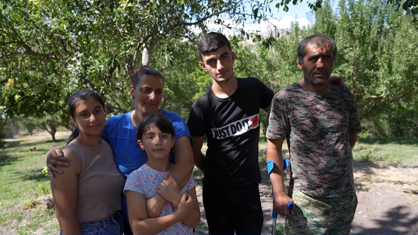 Դավթյանների ընտանիք,
գ. Արին